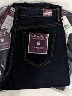 NWT Gloria Vanderbilt Amanda High Rise Tapered Jeans Rinse Noir Size 8